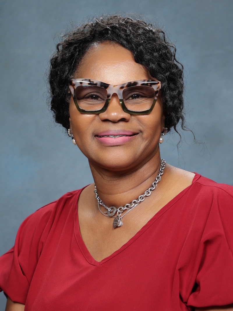 Loria Barfield