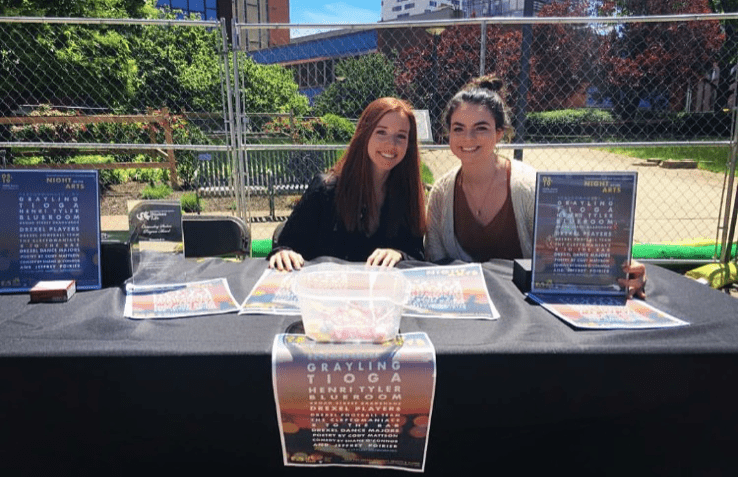 Biz Hoffman (left) and fellow EAS member Laurel Yaros sharing information about Night of the Arts (2016). Courtesy of the EAS Facebook page.
