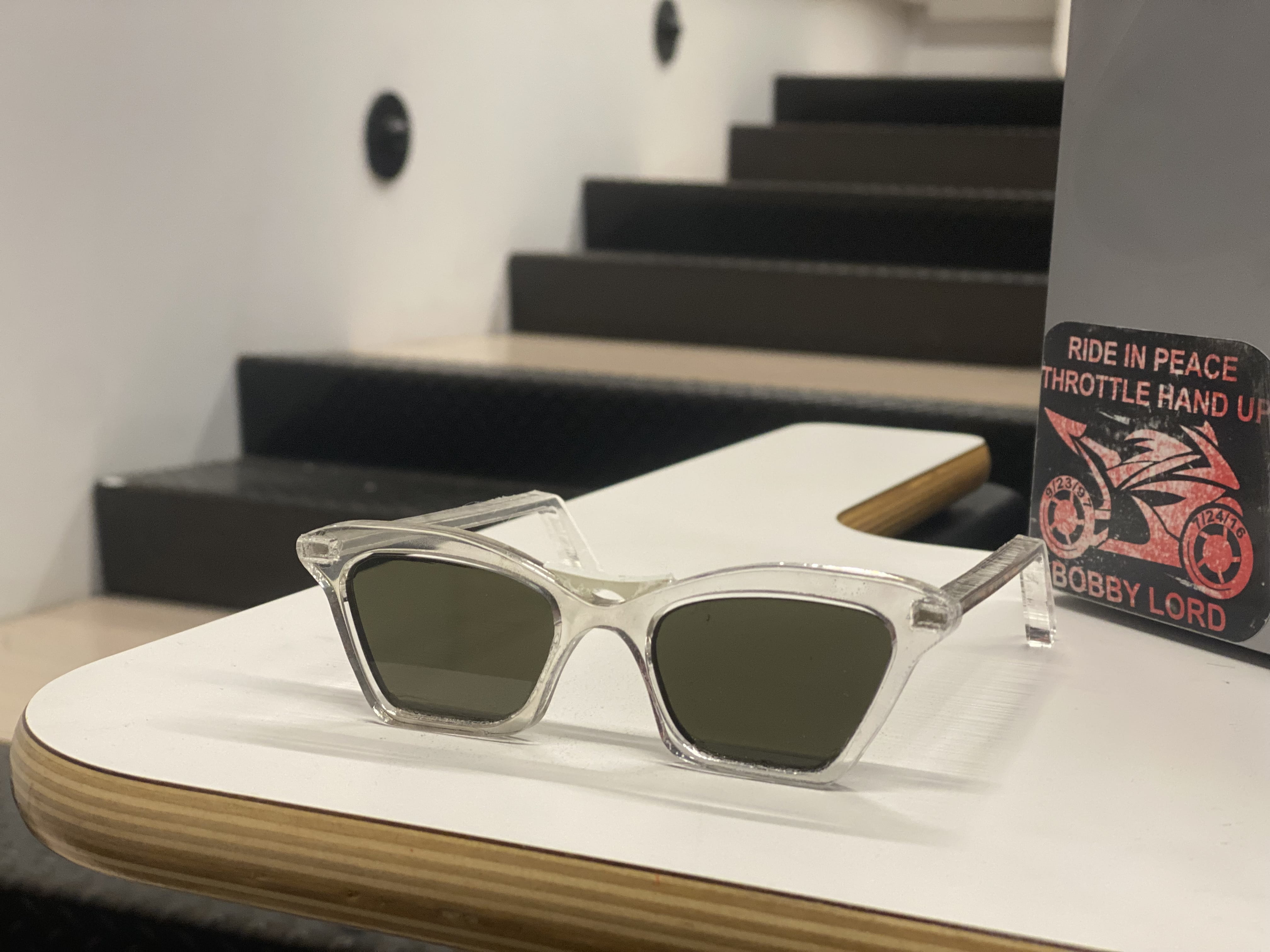 Knows eyewear