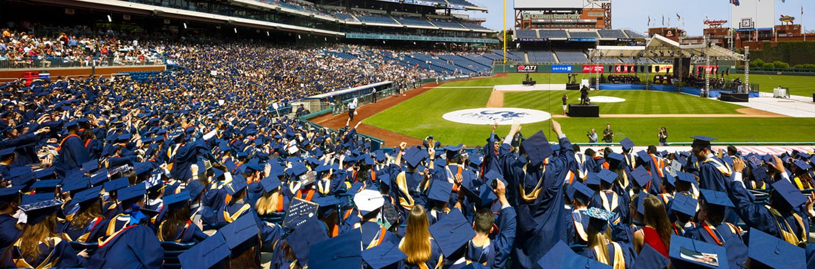 Drexel 毕业 at Citizens Bank Park