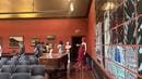 Students embarking on the scavenger hunt in the A.J. Drexel Picture Gallery.
