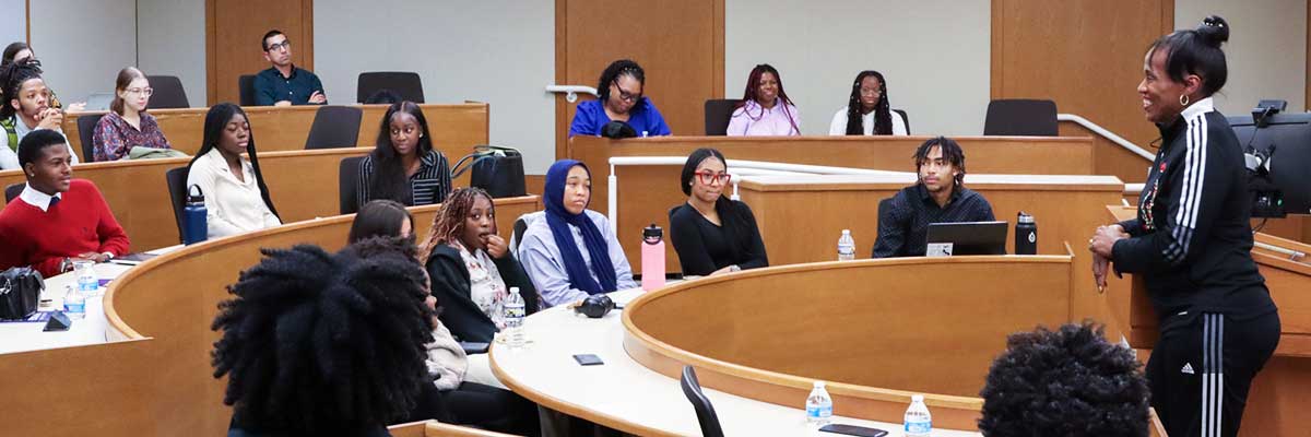 Olympic legend Jackie Joyner Kersee shares wisdom and inspires Drexel's cohort of BRIDGE students