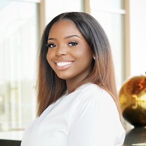 Danielle Whyte headshot