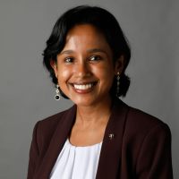 Nipuni Gomes headshot