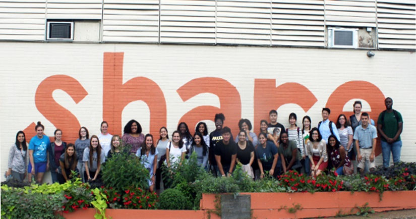 Students volunteer at Share