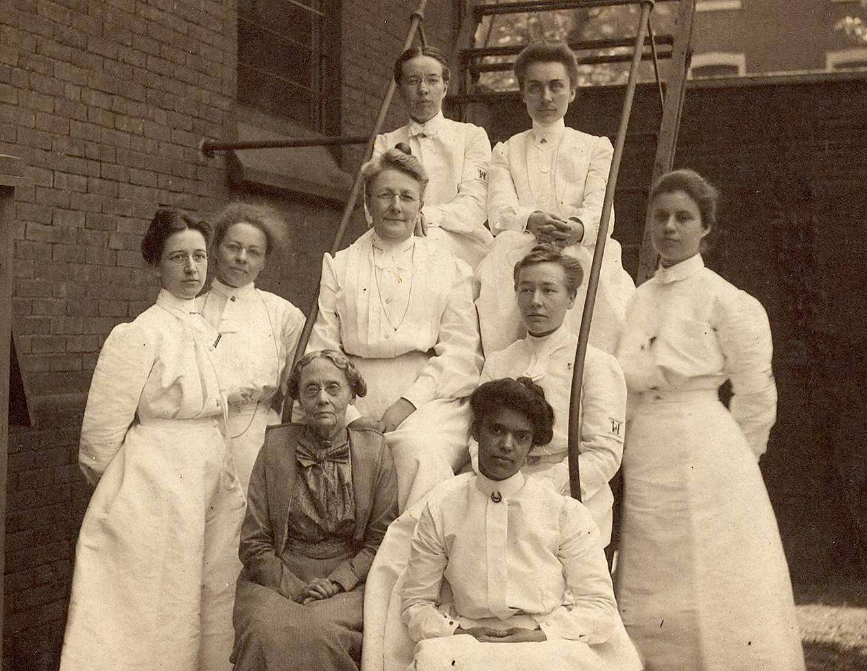 Alumnae files research guide; Woman's Medical College of Pennsylvania interns