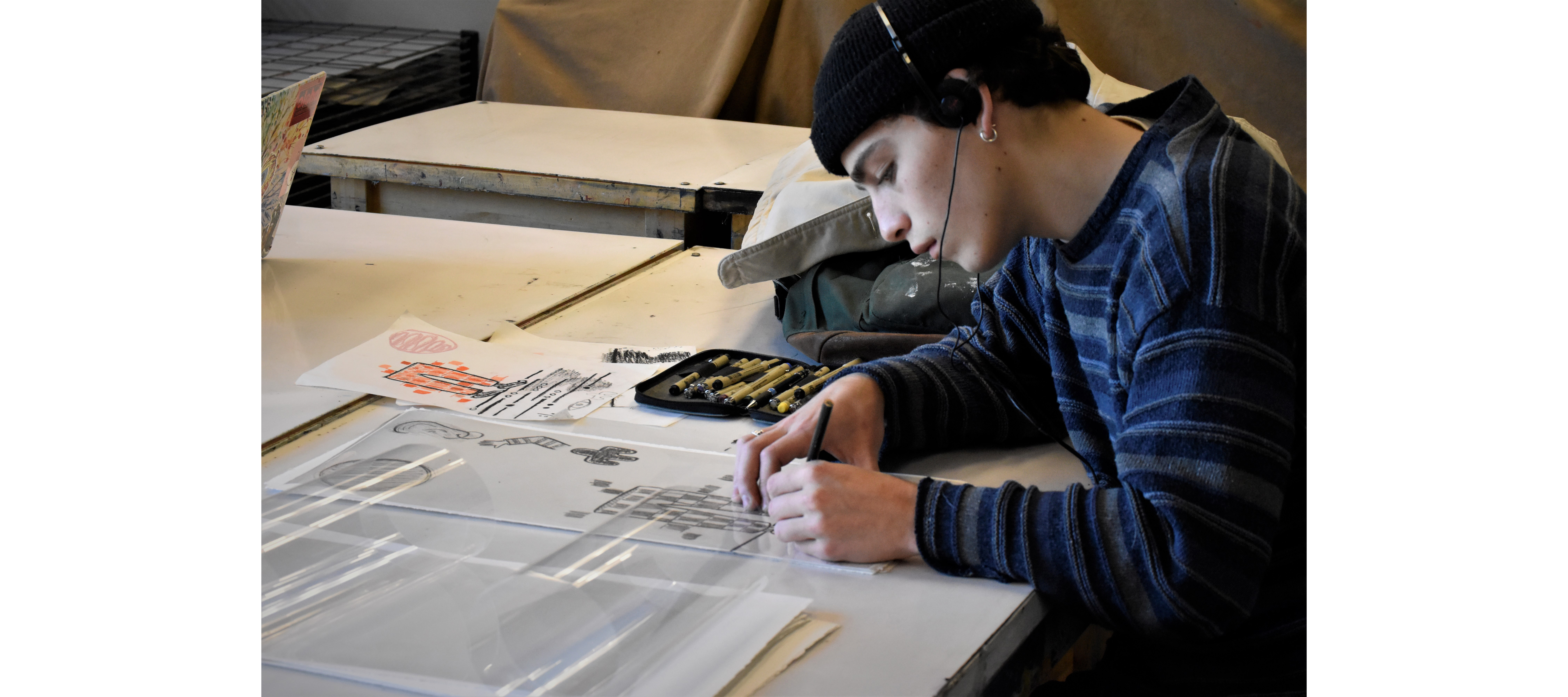 Nico Añón '21 working in Screenprint course